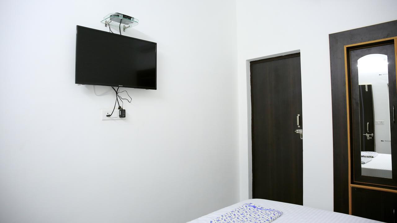 Sanidhya Inn Rishīkesh 외부 사진